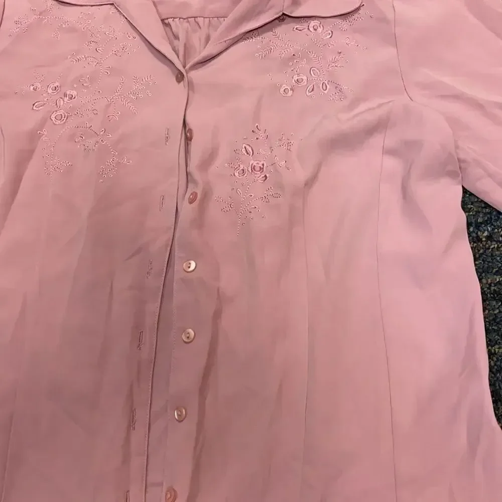 Covington Lavender Embroidered Blouse sz. L